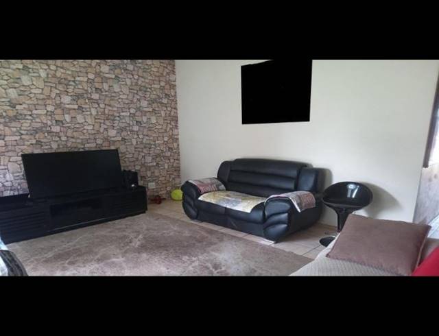 2 BEDROOM APARTMENT FOR SALE IN RAVENSWOOD